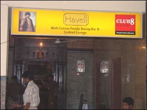 Club 8