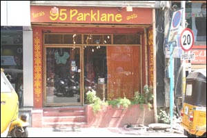 Tara's 95 Parklane