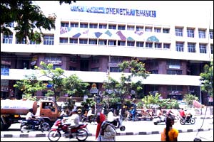 Chenetha Bhavan - APCO Handloom House, Abhinava, Priyadarshini, UPICA, Co-Optex