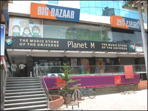 Big Bazaar (Malls)