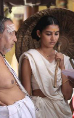Sahaj Paather Gappo (Bengali) (bengali) - show timings, theatres list