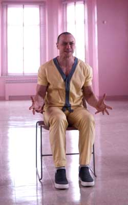Glass (english) - show timings, theatres list