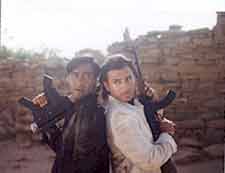 Kachche Dhaage (hindi) - show timings, theatres list