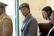 Main Aur Charles