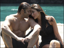 Main Aurr Mrs Khanna (hindi) - cast, music, director, release date