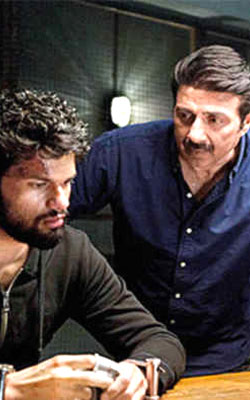 Blank (hindi) reviews