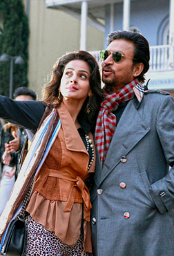 Hindi Medium (hindi) reviews