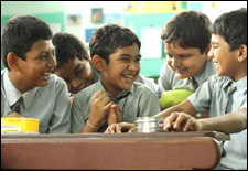 Stanley Ka Dabba (hindi) - show timings, theatres list
