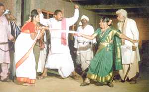 Ooru Manadiraa