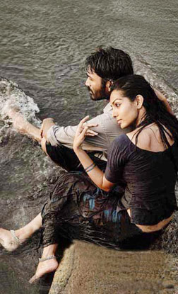Mariyaan (telugu) - show timings, theatres list