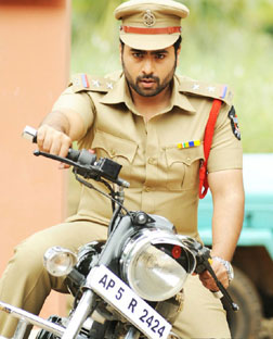 Rowdy Fellow (telugu) reviews