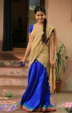 Uyyala Jampala (telugu) - show timings, theatres list